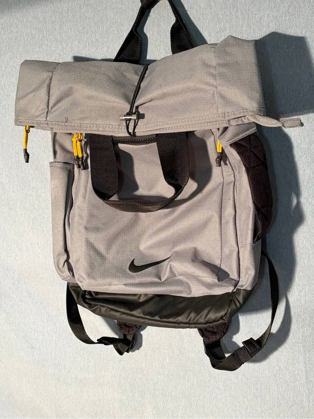 Nike Sport Golf / Vapor Energy 2.0 Roll-Top Backpack Gray & Black